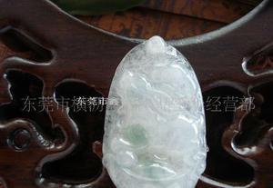 鐘福翡翠天然A貨冰種靈芝翡翠兔吊墜 溫潤(rùn)如玉，祥瑞天成